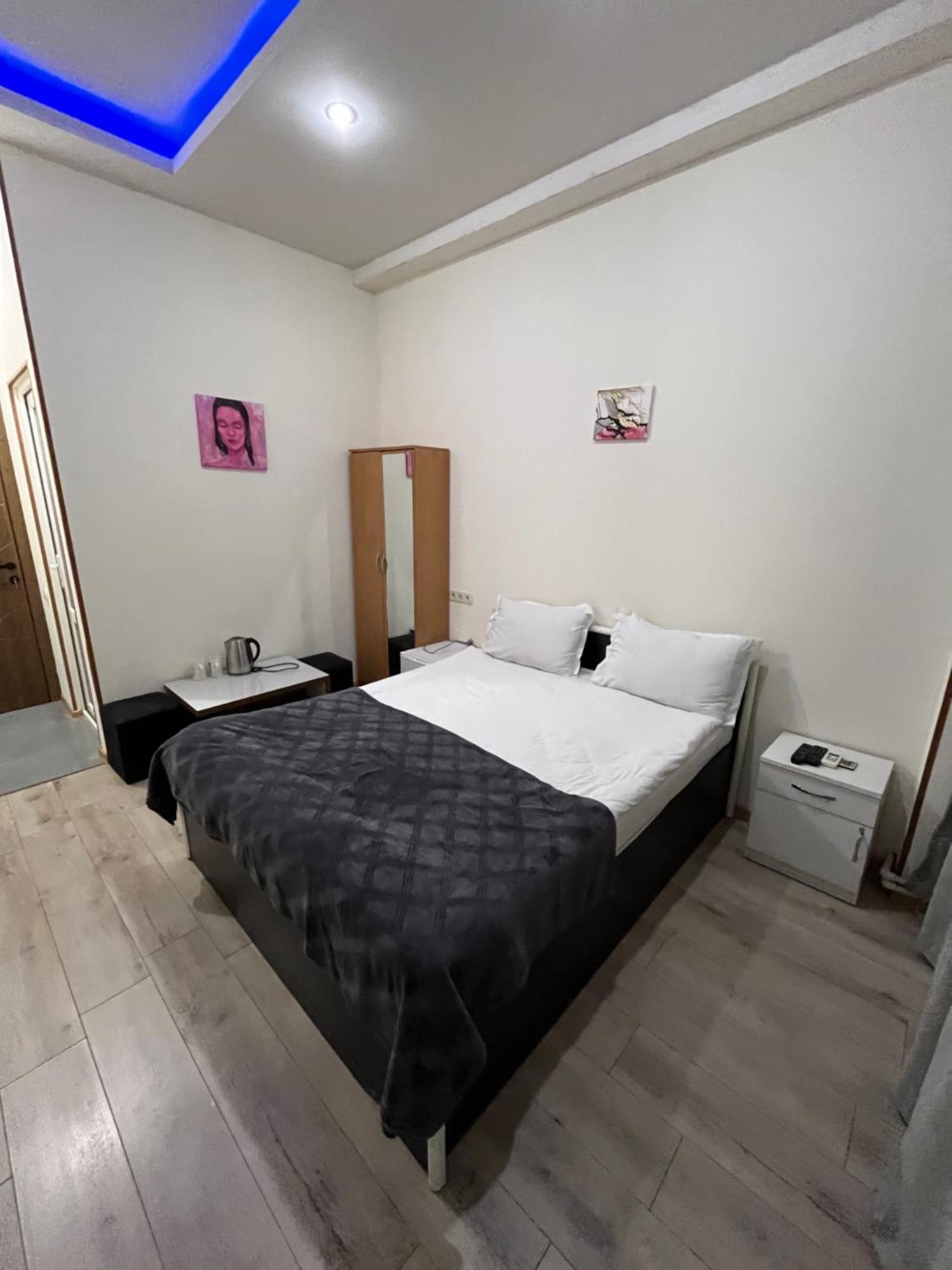 Hotel G&G Tbiliszi Kültér fotó